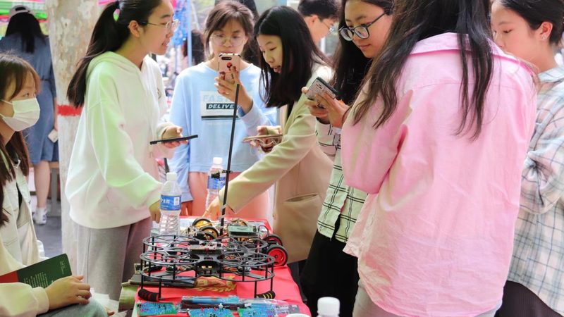 上海CRM系统：功能解析与选型要点